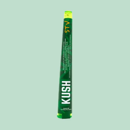 Un porro de sativanol envuelto variedad kush